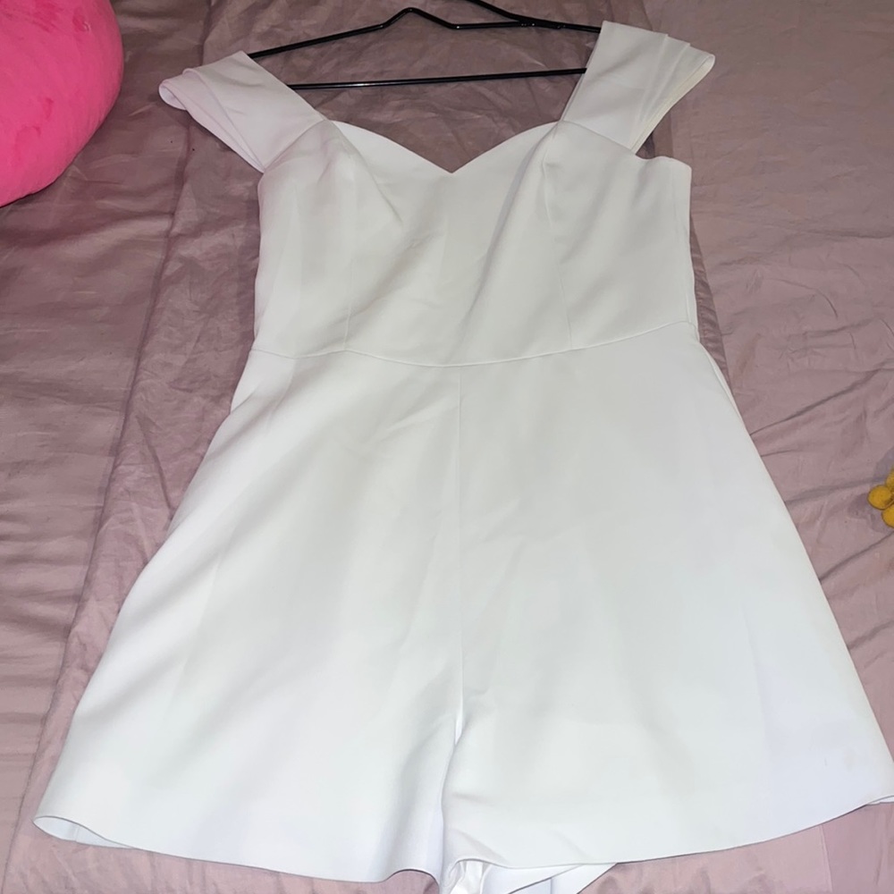 Alice and olivia romper dress
